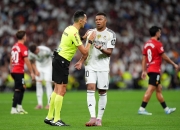 开云体育官网-荷兰逆转皇马，萨内三分雨点燃全场的简单介绍