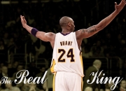 开云体育在线-关键先生降临！文班亚马绝杀定乾坤，湖人鏖战火箭惊险过关