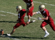 开云平台-赛道风云，阿隆索高光领衔，迈凯伦强势横扫红牛二队