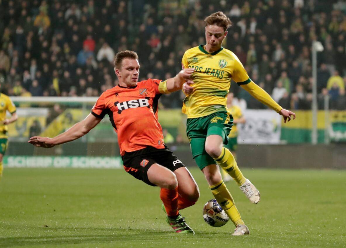 多芬客场逼平对手,稳固积分位置 多芬客场逼平对手,稳固积分位置