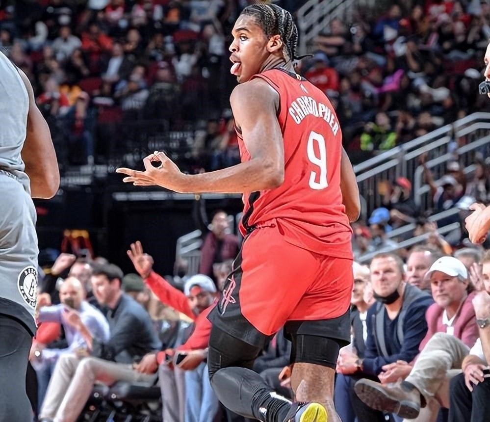 詹宁斯继续大杀四方,火箭全胜 詹宁斯继续大杀四方,火箭全胜