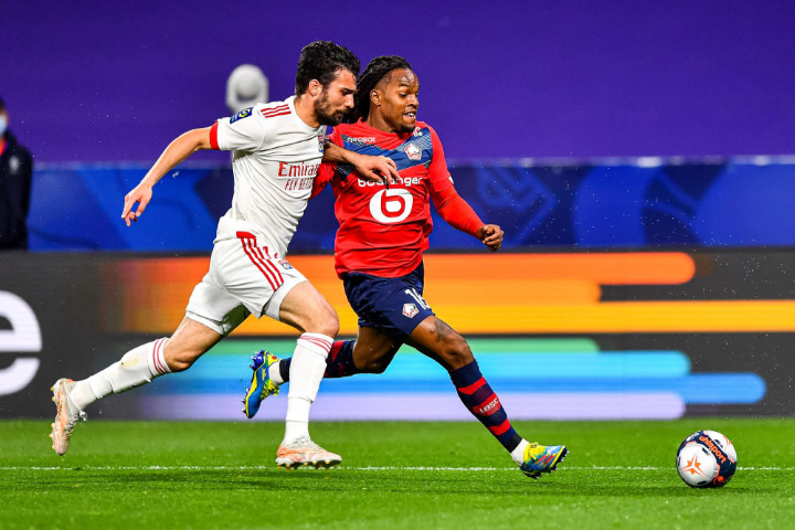 摩纳哥在主场赢球，继续领跑积分榜的简单介绍