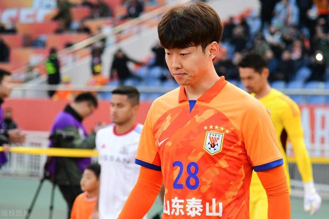 山东鲁能后防线失守,主帅希望提升球员状态的简单介绍 山东鲁能后防线失守,主帅希望提升球员状态的简单介绍