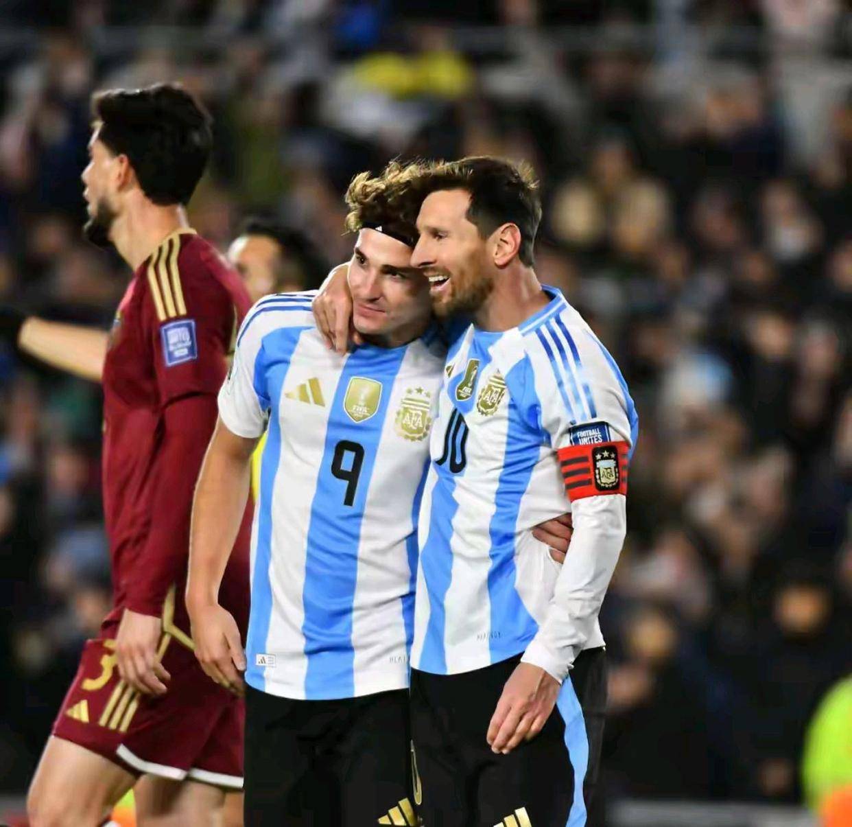 包含巴塞罗那主场大胜皇家马德里,梅西梅开二度的词条 包含巴塞罗那主场大胜皇家马德里,梅西梅开二度的词条