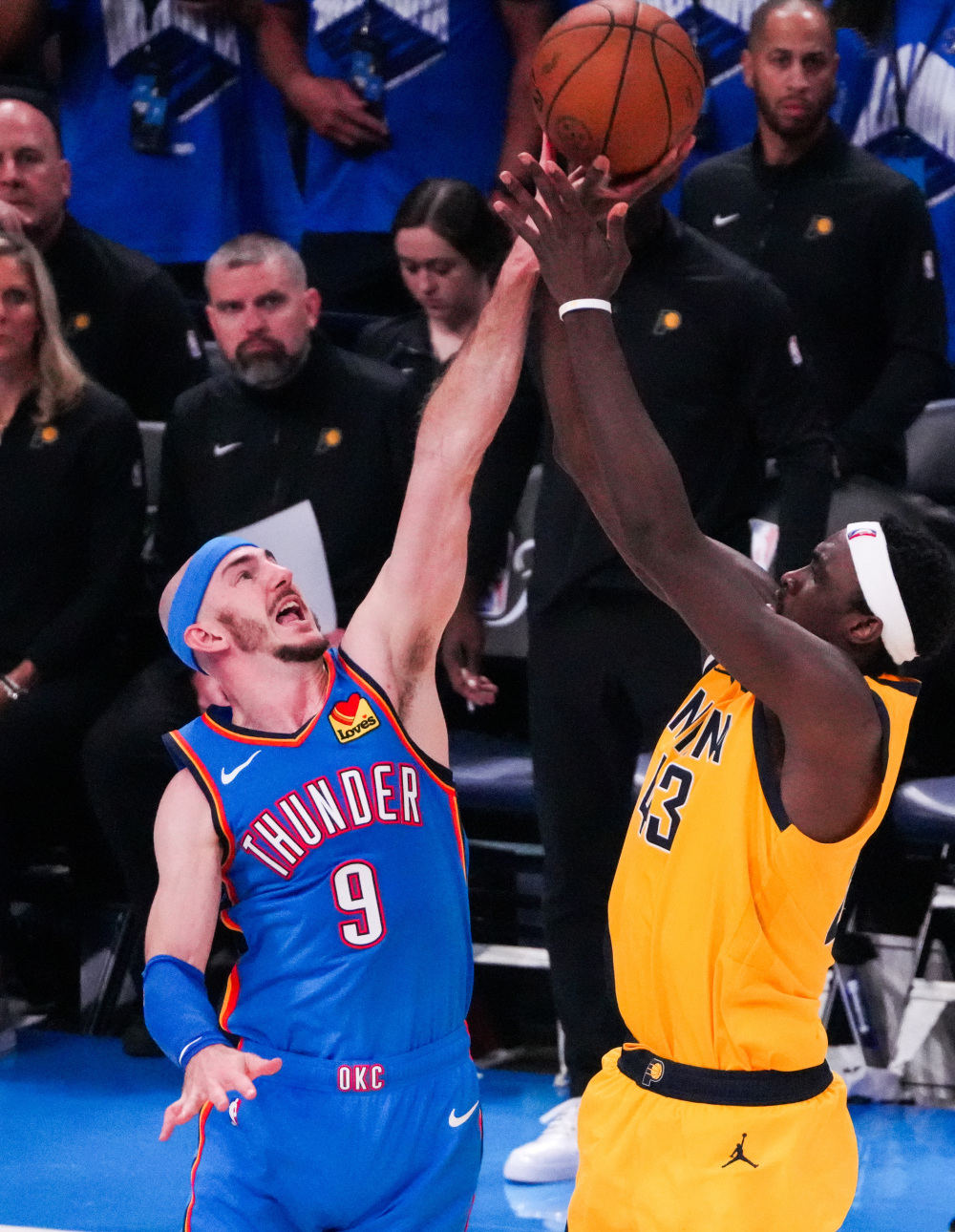 篮球联赛新赛季开局大比分,强队夺冠机会大的简单介绍 篮球联赛新赛季开局大比分,强队夺冠机会大的简单介绍