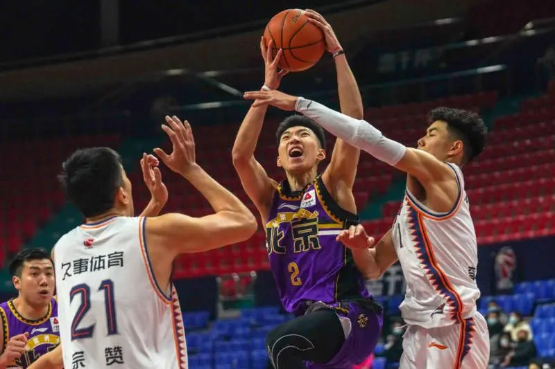 包含手到擒来,赫塔菲队再战全面胜出的词条 包含手到擒来,赫塔菲队再战全面胜出的词条