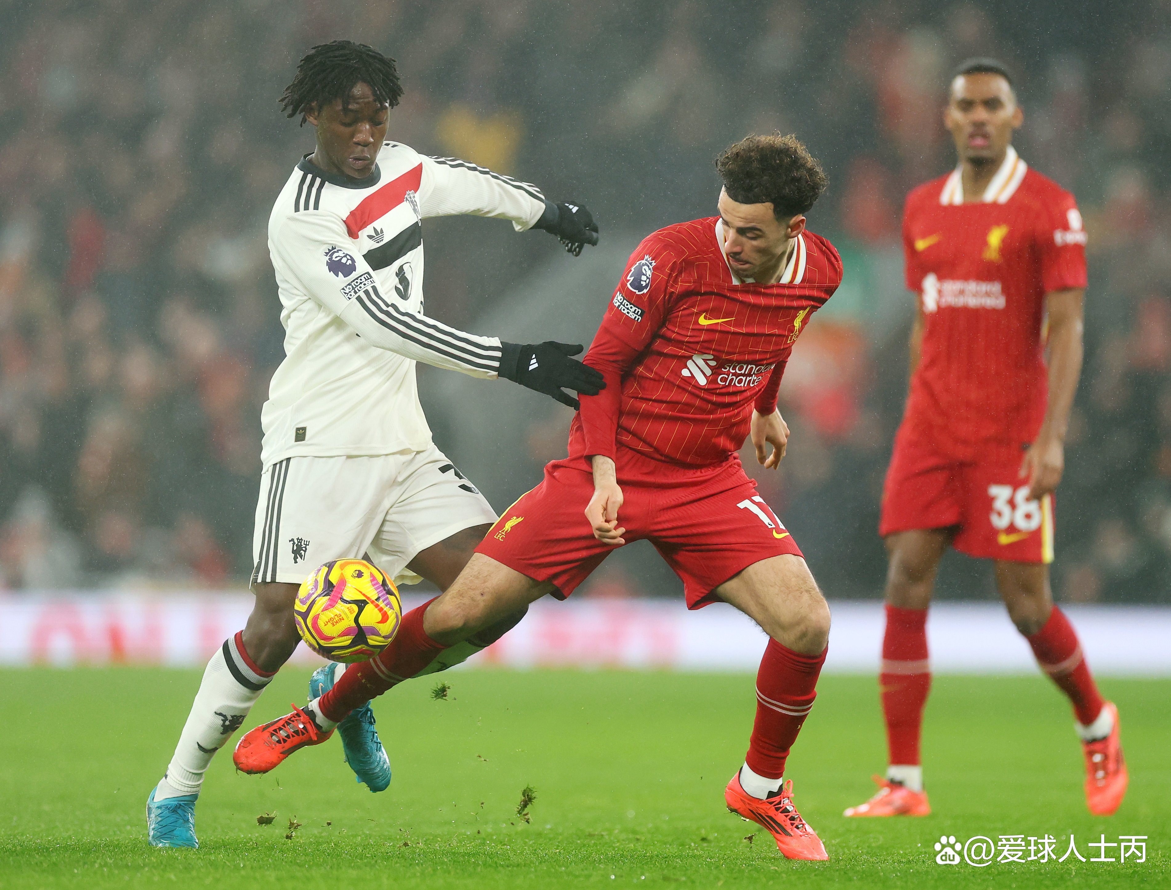 利物浦横扫波兰，加维统治全场的简单介绍