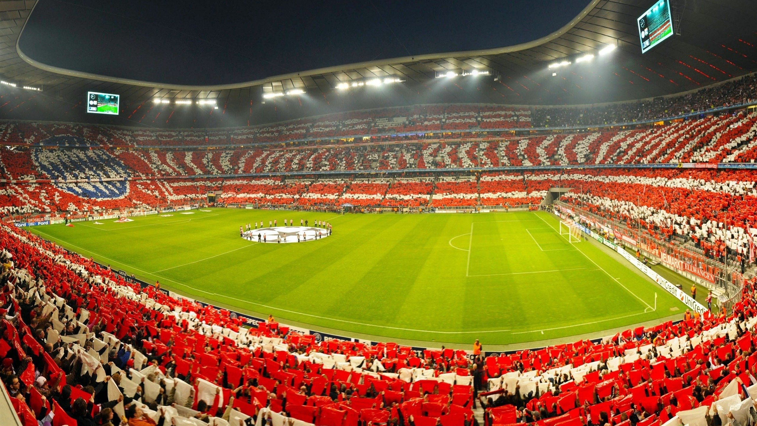 跨界传奇，当拉文在欧冠半决赛接管比赛，湖人却在另一片战场轻取篮网